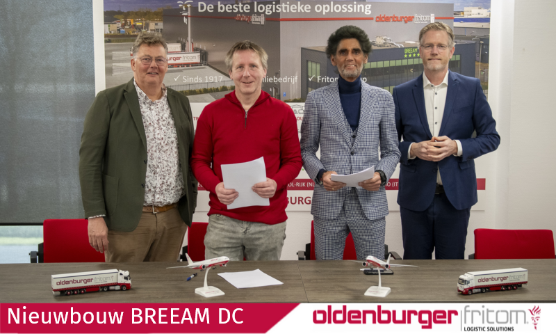 Ondertekening bouwcontract nieuw DC Oldenburger|Fritom Veendam in 2024.