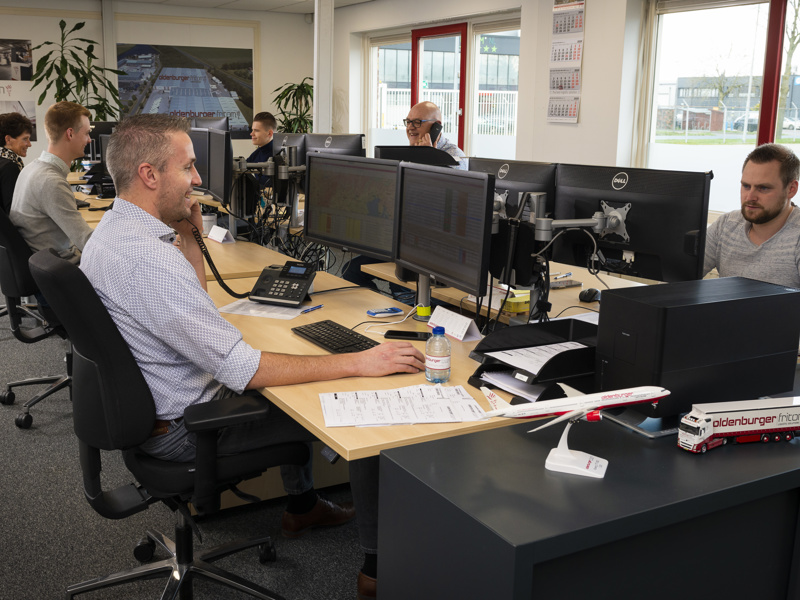 Employees Business Unit Freight Forwarding at Oldenburger|Fritom.