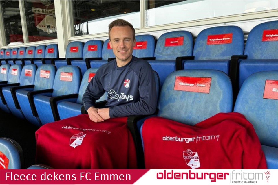 FC Emmen en Oldenburger|Fritom bieden fleecedekens aan in de Oldenburger|Fritom Lounge.